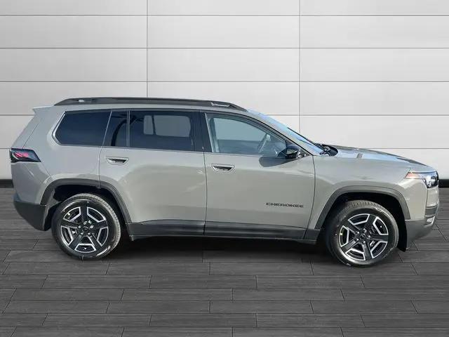 2026 Jeep Cherokee Laredo 4x4