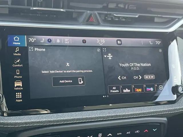 2026 Jeep Cherokee Laredo 4x4