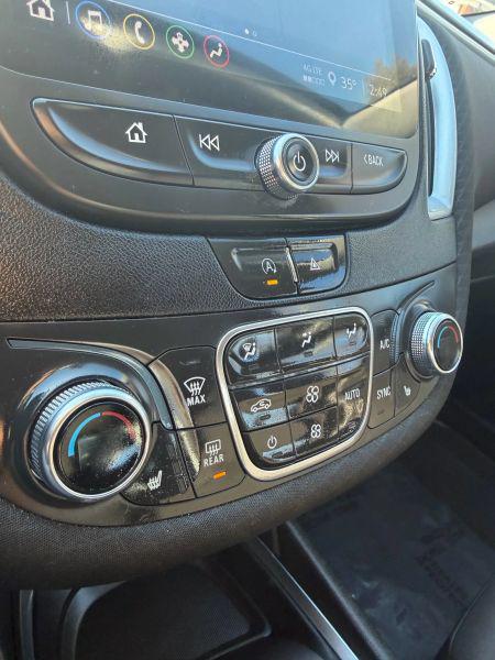2022 Chevrolet Malibu FWD LT