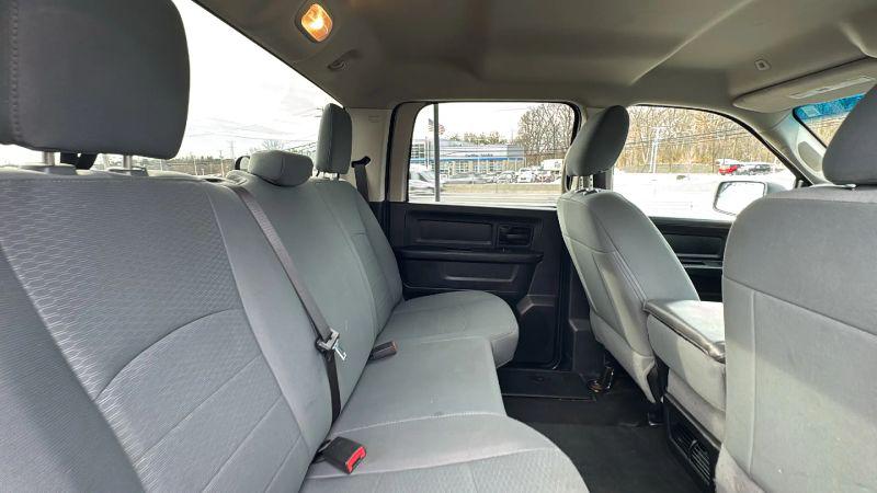 2017 Ram 1500 Tradesman Crew Cab 4x2 5'7" Box