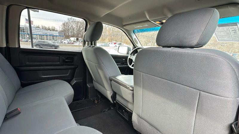 2017 Ram 1500 Tradesman Crew Cab 4x2 5'7" Box