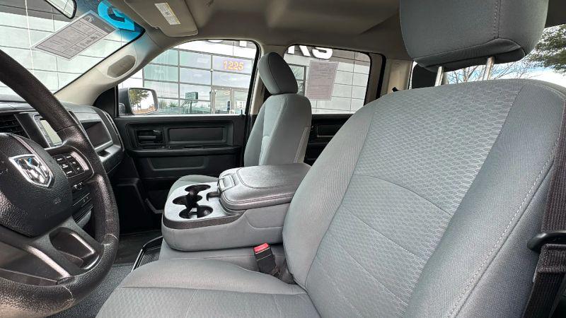 2017 Ram 1500 Tradesman Crew Cab 4x2 5'7" Box