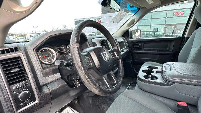 2017 Ram 1500 Tradesman Crew Cab 4x2 5'7" Box