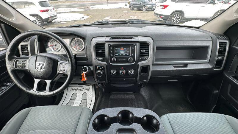 2017 Ram 1500 Tradesman Crew Cab 4x2 5'7" Box