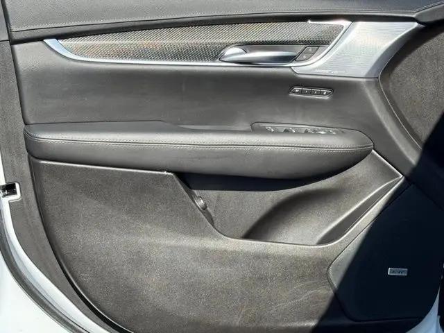 2023 Cadillac XT5 AWD Sport