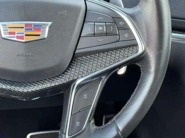 2023 Cadillac XT5 AWD Sport