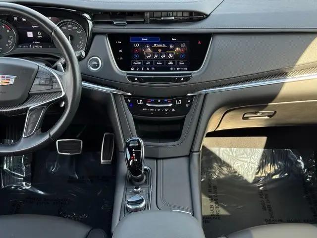 2023 Cadillac XT5 AWD Sport