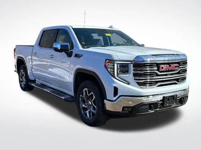 2026 GMC Sierra 1500 Crew Cab, Short Bed, SLT, 4WD