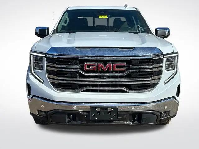 2026 GMC Sierra 1500 Crew Cab, Short Bed, SLT, 4WD