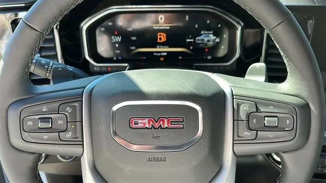 2026 GMC Sierra 1500 Crew Cab, Short Bed, SLT, 4WD