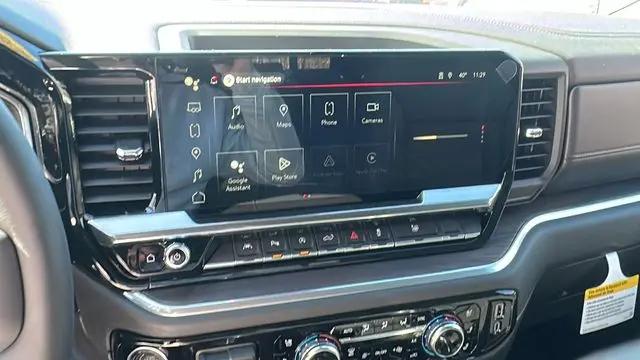 2026 GMC Sierra 1500 Crew Cab, Short Bed, SLT, 4WD
