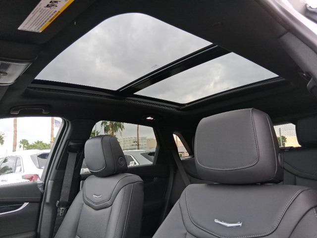 2026 Cadillac XT5 Premium Luxury FWD