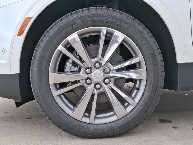 2026 Cadillac XT5 Premium Luxury FWD