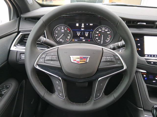 2026 Cadillac XT5 Premium Luxury FWD