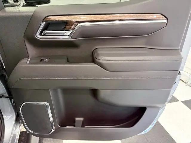 2026 Chevrolet Silverado 1500 4WD Crew Cab Short Bed RST