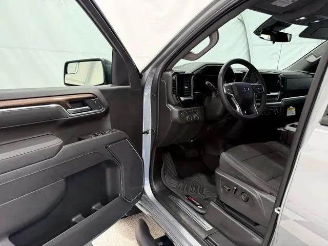 2026 Chevrolet Silverado 1500 4WD Crew Cab Short Bed RST