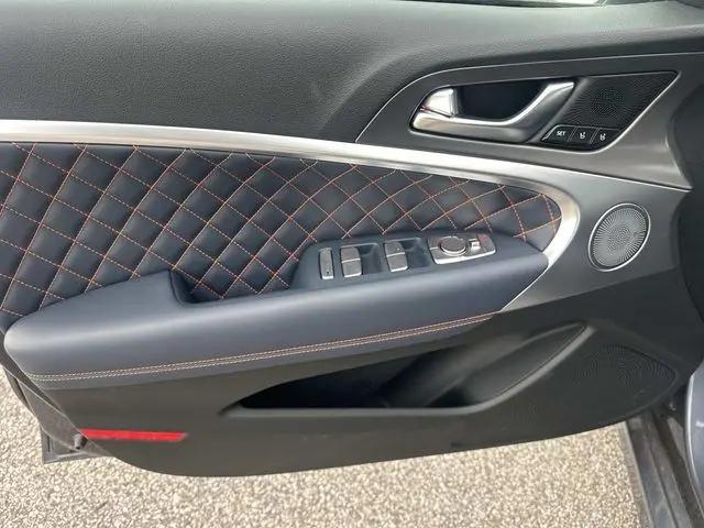 2026 Genesis G70 3.3T Prestige Graphite