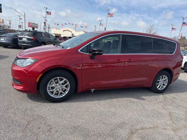 2026 Chrysler Voyager LX