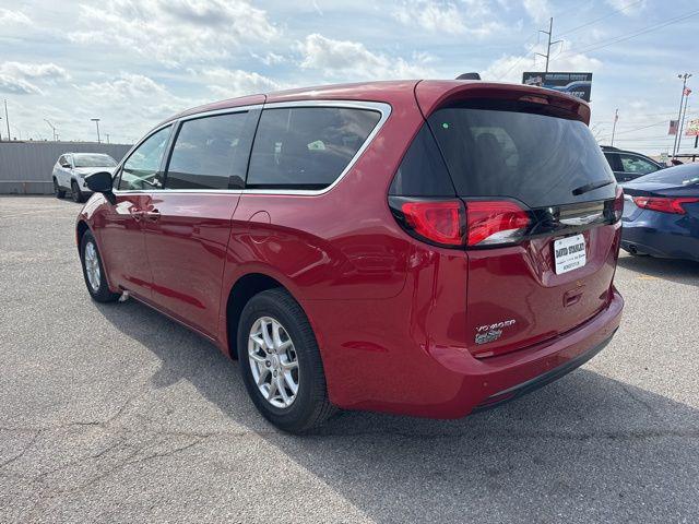 2026 Chrysler Voyager LX