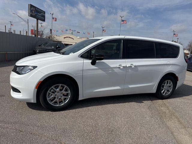 2026 Chrysler Voyager LX