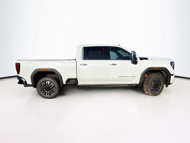 2026 GMC Sierra 2500HD Crew Cab, Standard Bed, Denali Ultimate, 4WD
