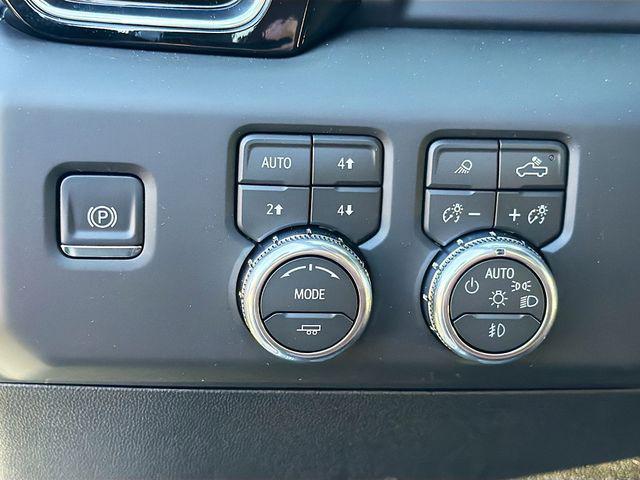 2026 GMC Sierra 2500HD Crew Cab, Standard Bed, Denali Ultimate, 4WD