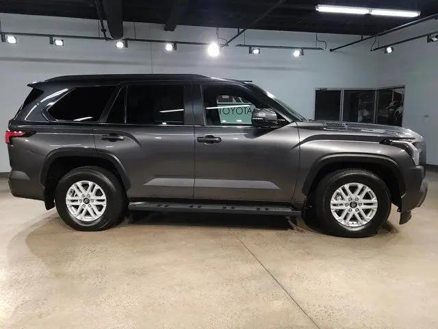 2025 Toyota Sequoia SR5