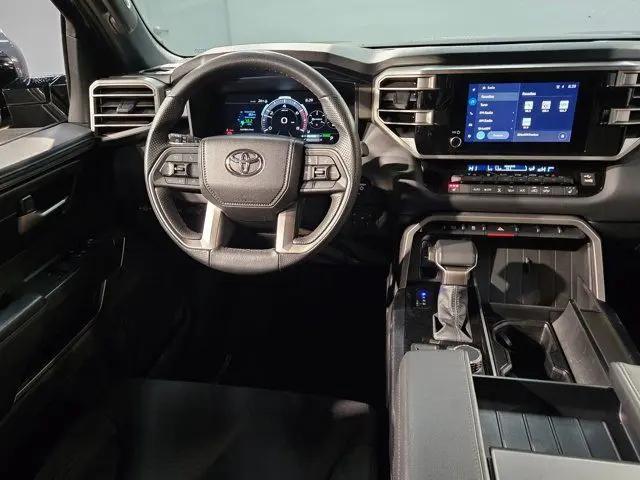 2025 Toyota Sequoia SR5
