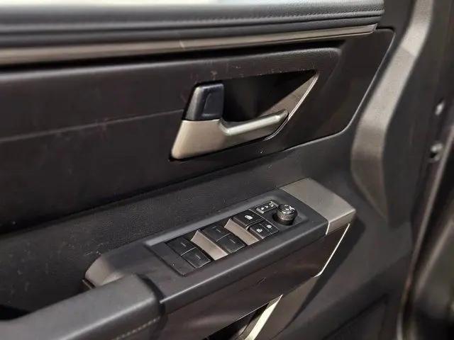 2025 Toyota Sequoia SR5