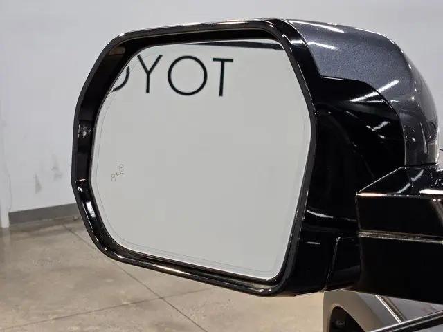 2025 Toyota Sequoia SR5