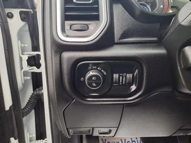 2024 Ram 3500 Laramie Crew Cab 4x4 8' Box