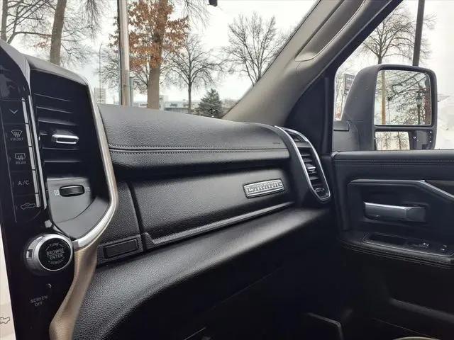 2024 Ram 3500 Laramie Crew Cab 4x4 8' Box