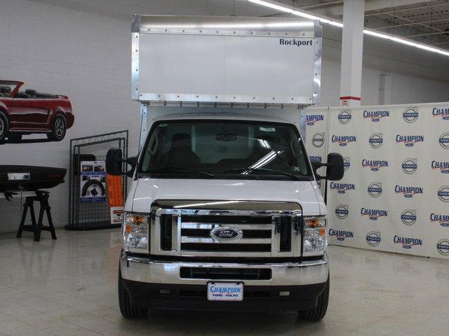 2024 Ford E-350 Cutaway Base