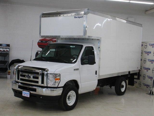 2024 Ford E-350 Cutaway Base