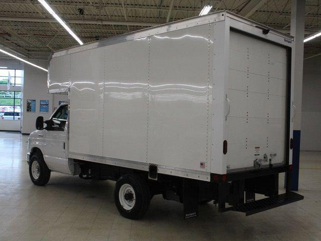 2024 Ford E-350 Cutaway Base