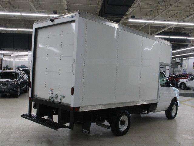 2024 Ford E-350 Cutaway Base