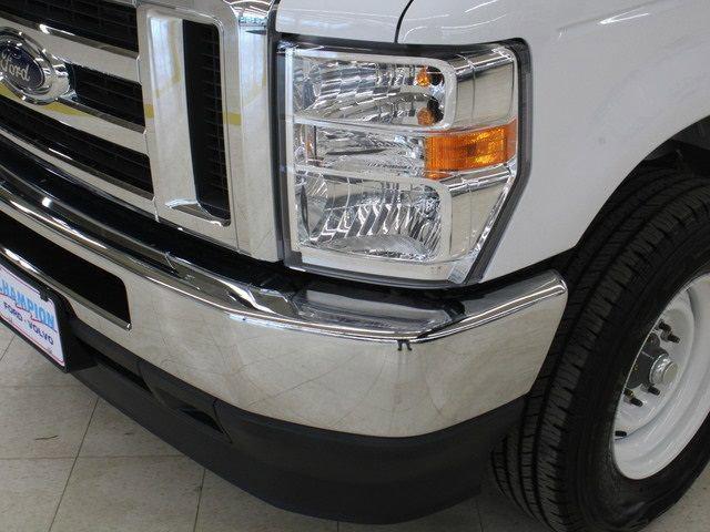 2024 Ford E-350 Cutaway Base