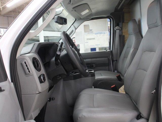 2024 Ford E-350 Cutaway Base