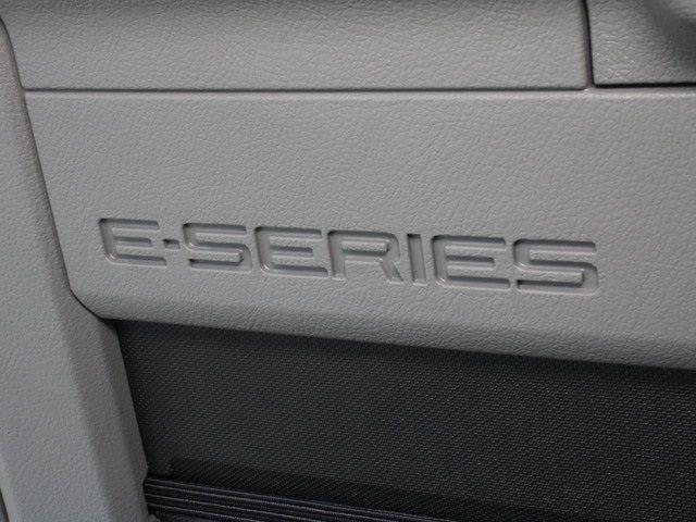 2024 Ford E-350 Cutaway Base
