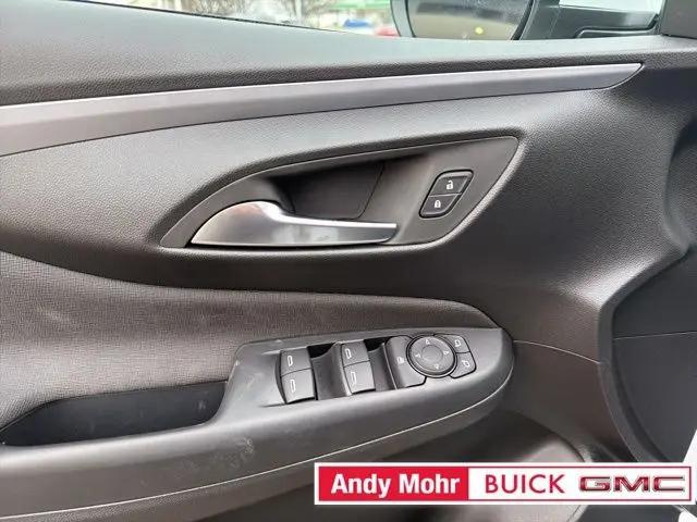 2026 Buick NV Preferred FWD