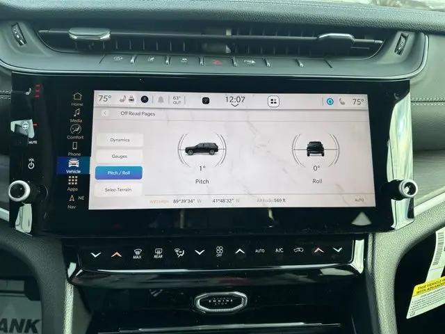 2026 Jeep Grand Cherokee Altitude 4x4