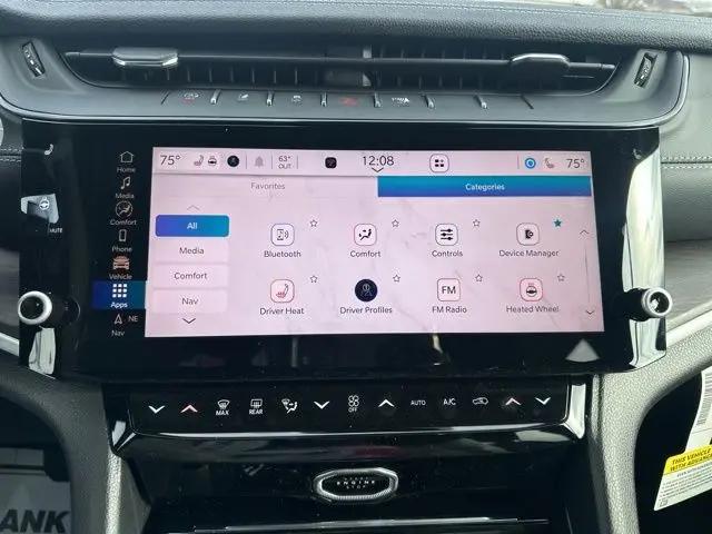 2026 Jeep Grand Cherokee Altitude 4x4