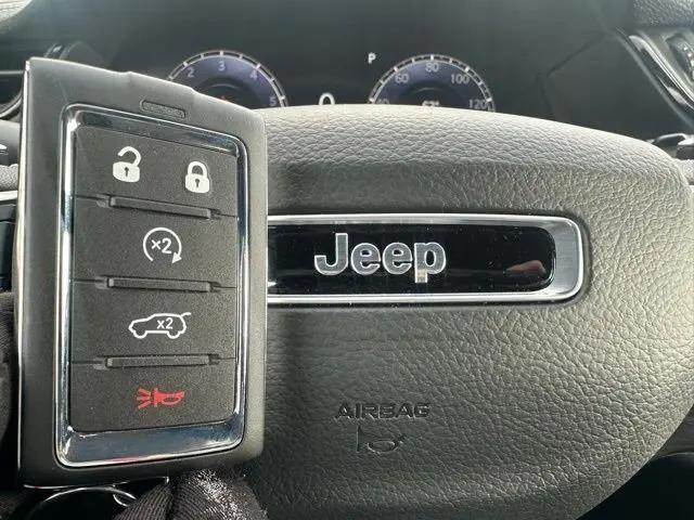 2026 Jeep Grand Cherokee Altitude 4x4