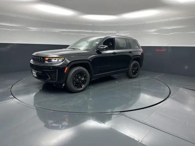 2026 Jeep Grand Cherokee Altitude 4x4