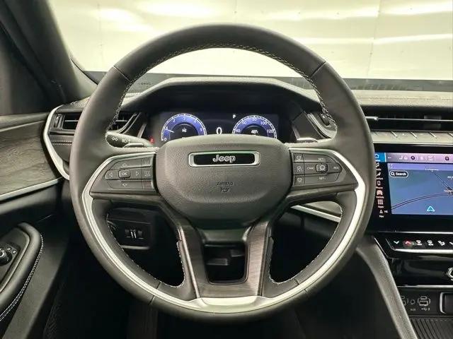 2026 Jeep Grand Cherokee Altitude 4x4