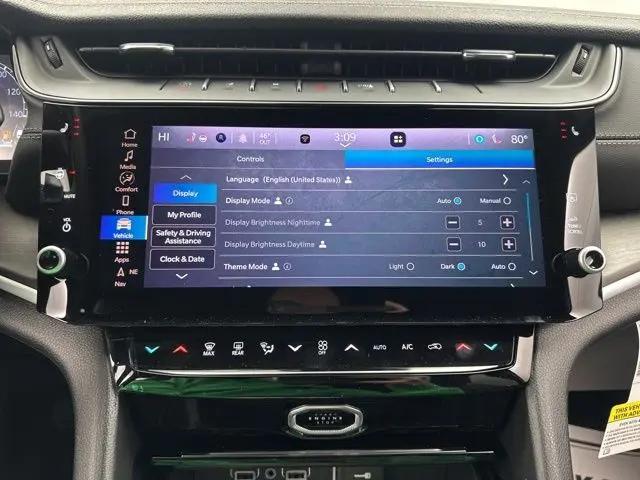 2026 Jeep Grand Cherokee Altitude 4x4