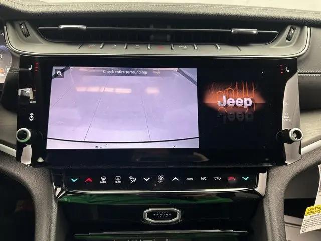 2026 Jeep Grand Cherokee Altitude 4x4