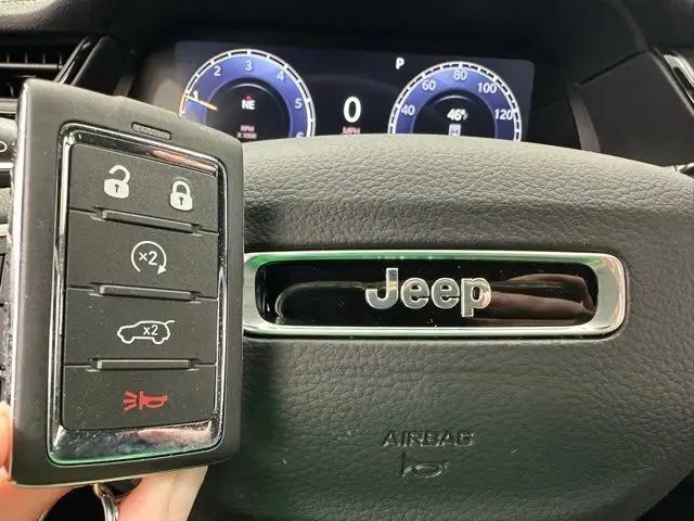 2026 Jeep Grand Cherokee Altitude 4x4