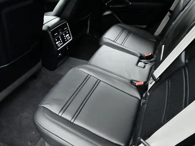2022 Porsche Cayenne S