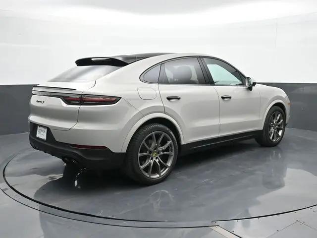 2022 Porsche Cayenne S